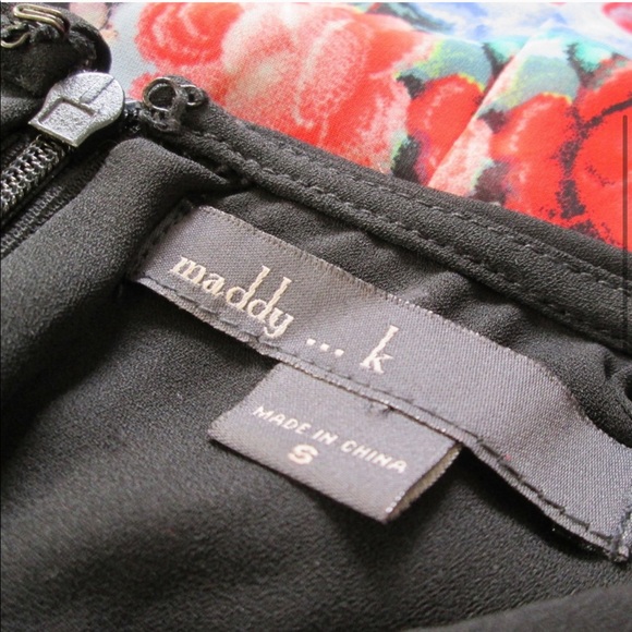 Sleeveless print top - Picture 3 of 3